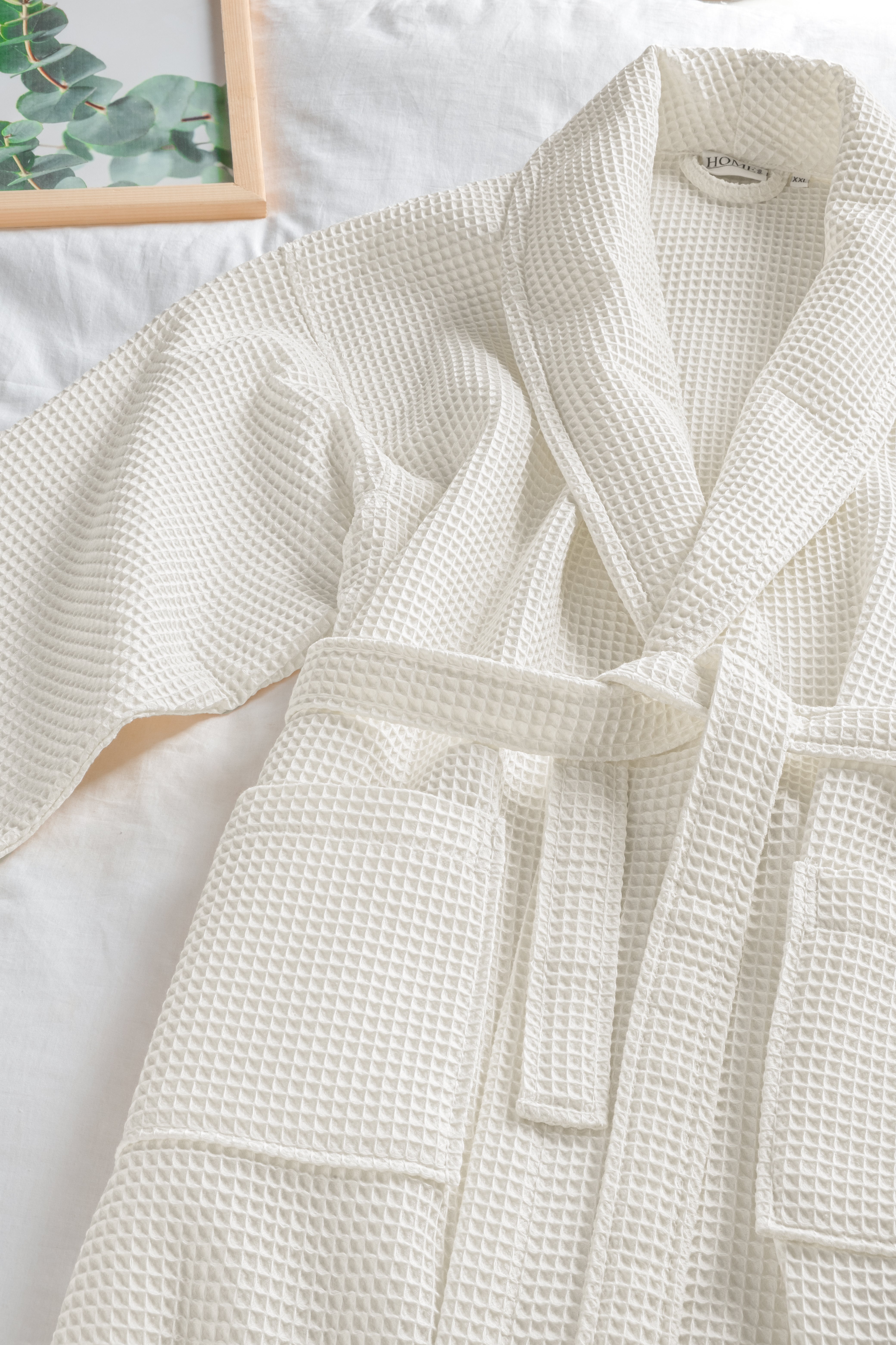 WAFFLE BATHROBE