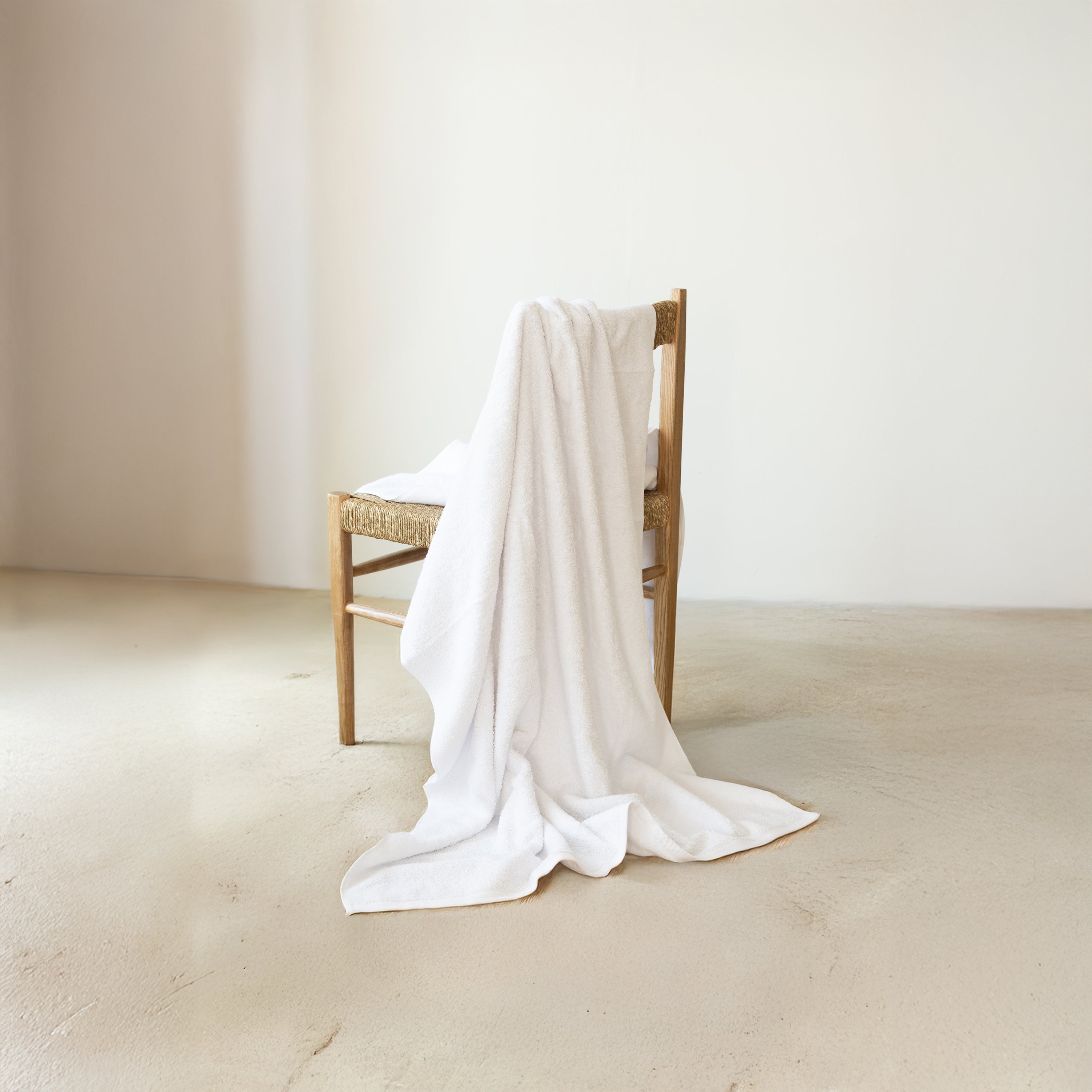 Jumbo Bath Towels - Wholesale Premium Towel Sets - 14 Set Case Pack