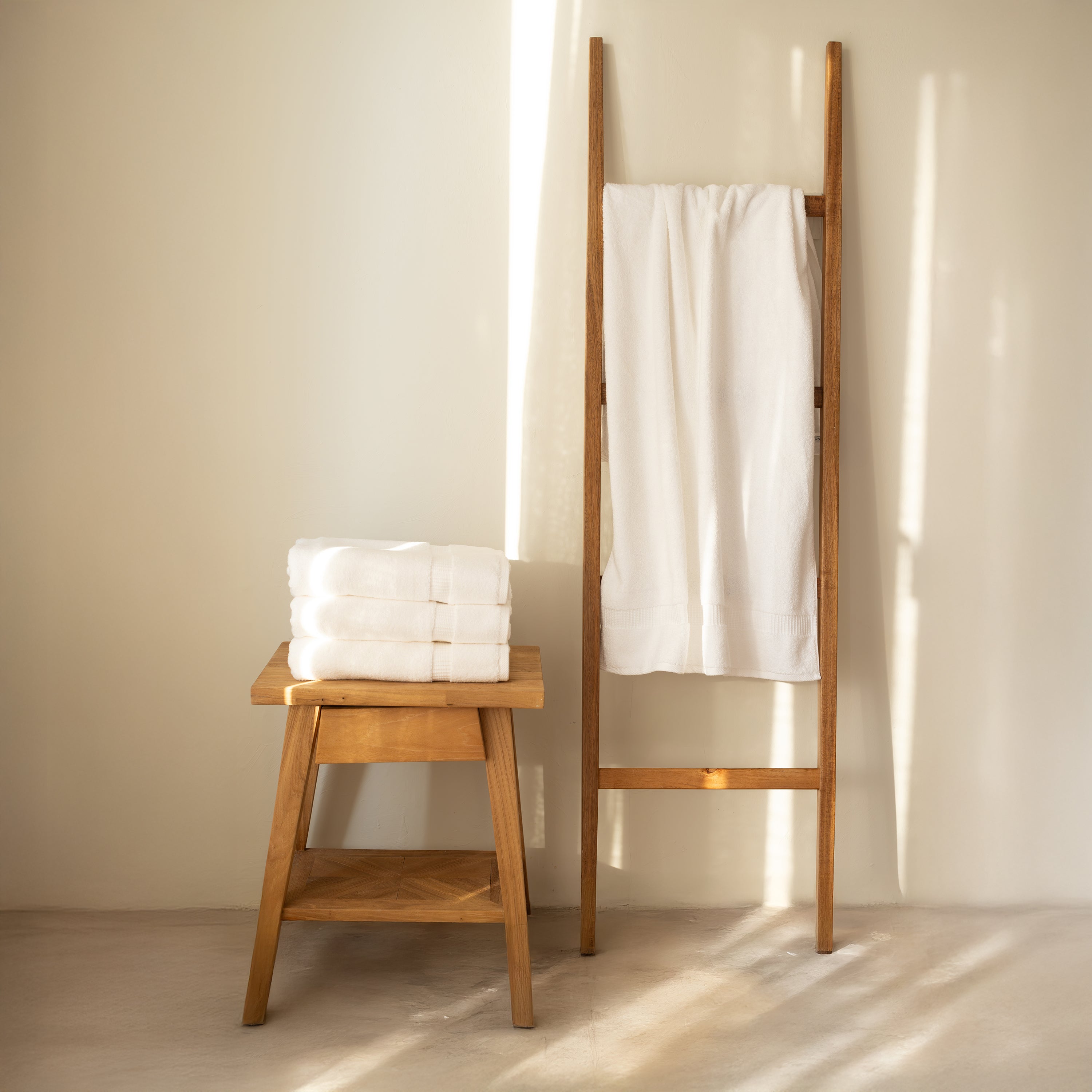 4 Piece Bath Towels - Wholesale Premium Towel Sets - 6 Set Case Pack