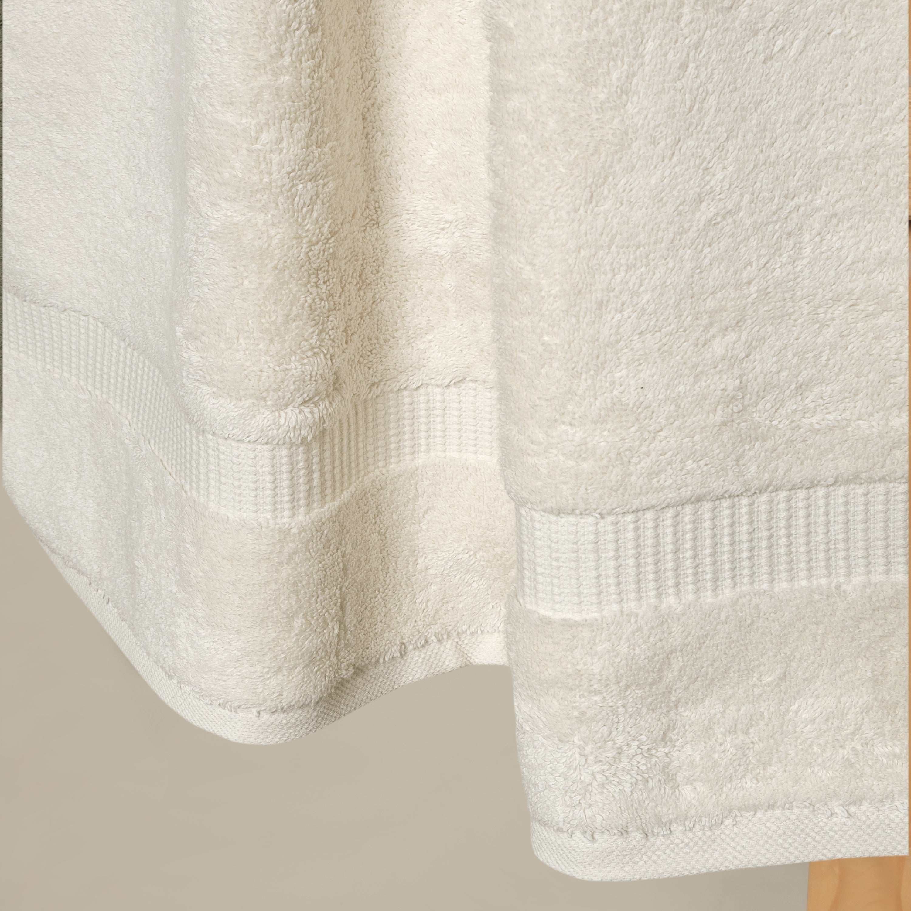CAMBRIDGE 4 PC BATH TOWEL