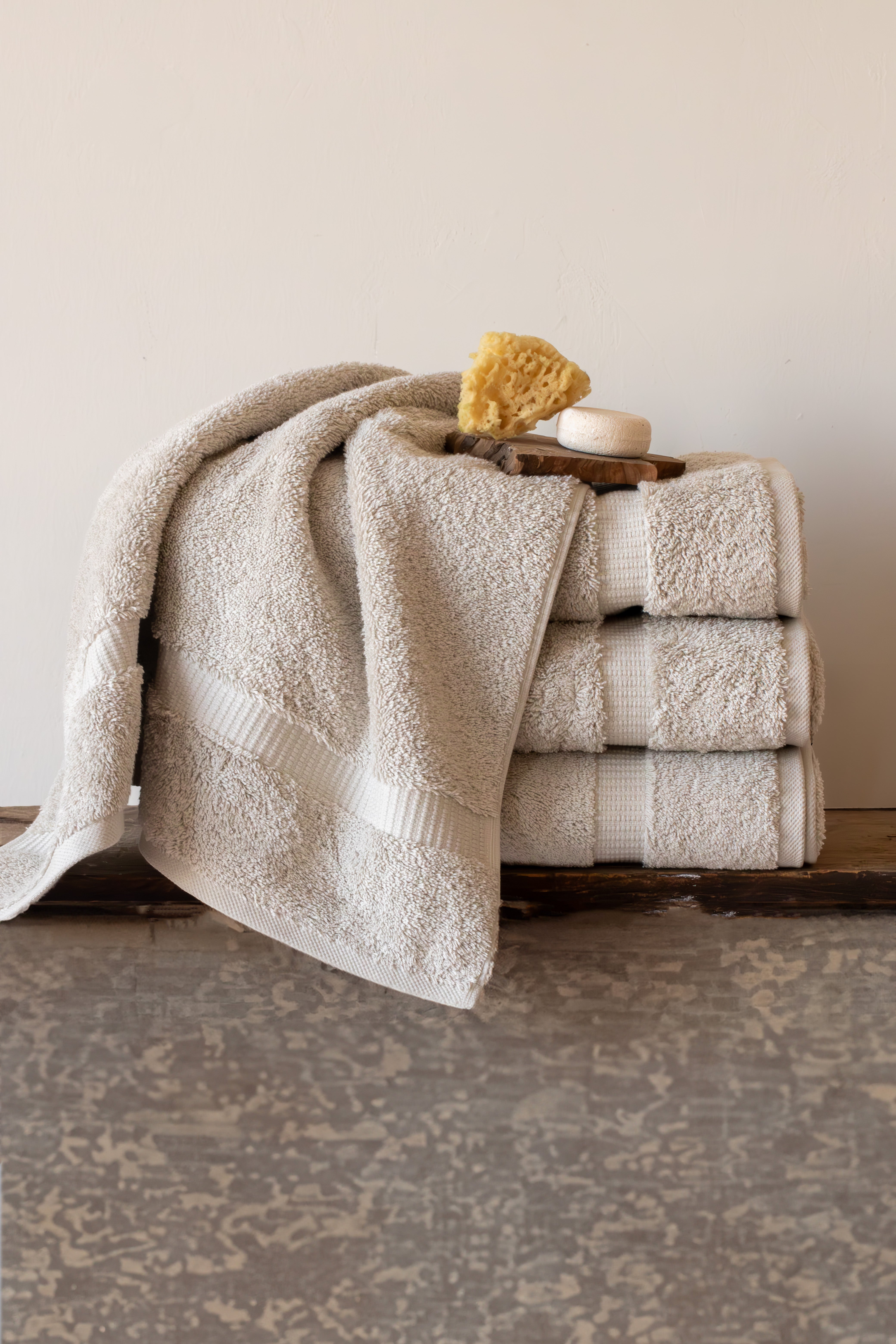 CAMBRIDGE 4 PC BATH TOWEL 27X54