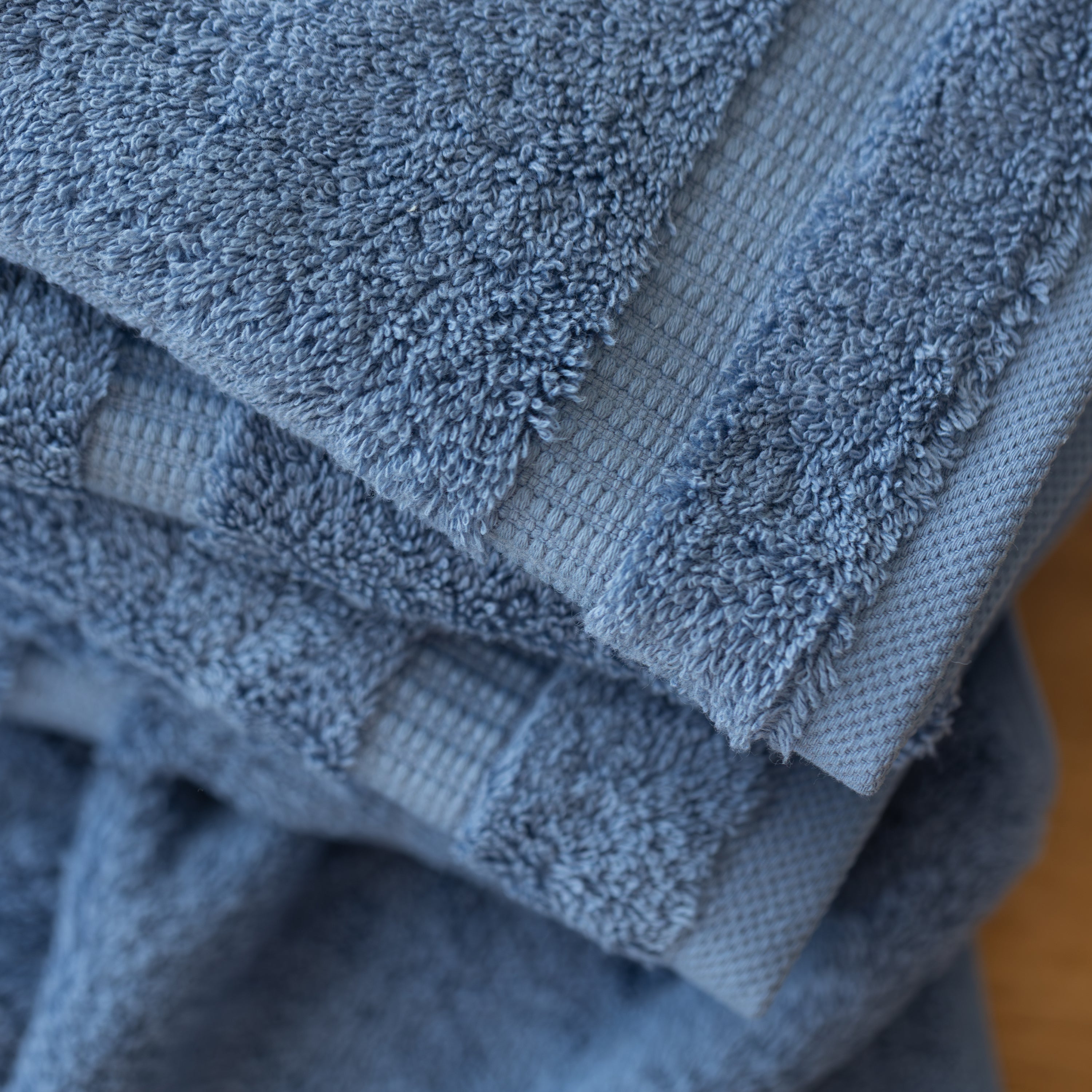 12 Piece Washcloths - Wholesale Premium Towel Sets - 22 Set Case Pack