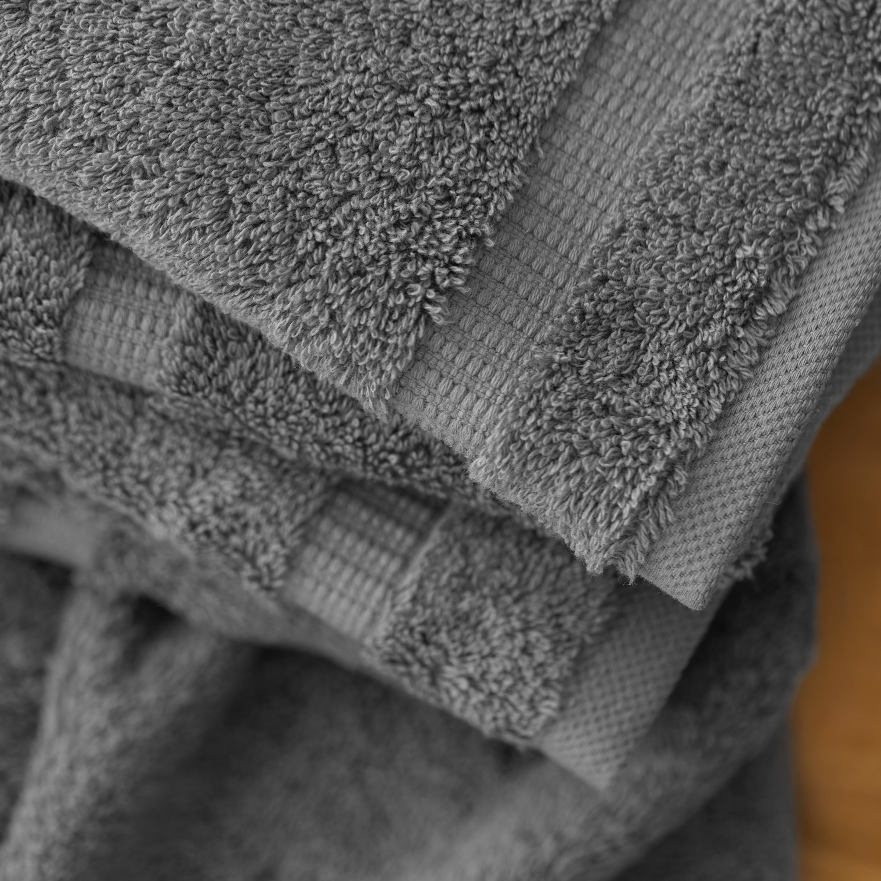 12 Piece Washcloths - Wholesale Premium Towel Sets - 22 Set Case Pack