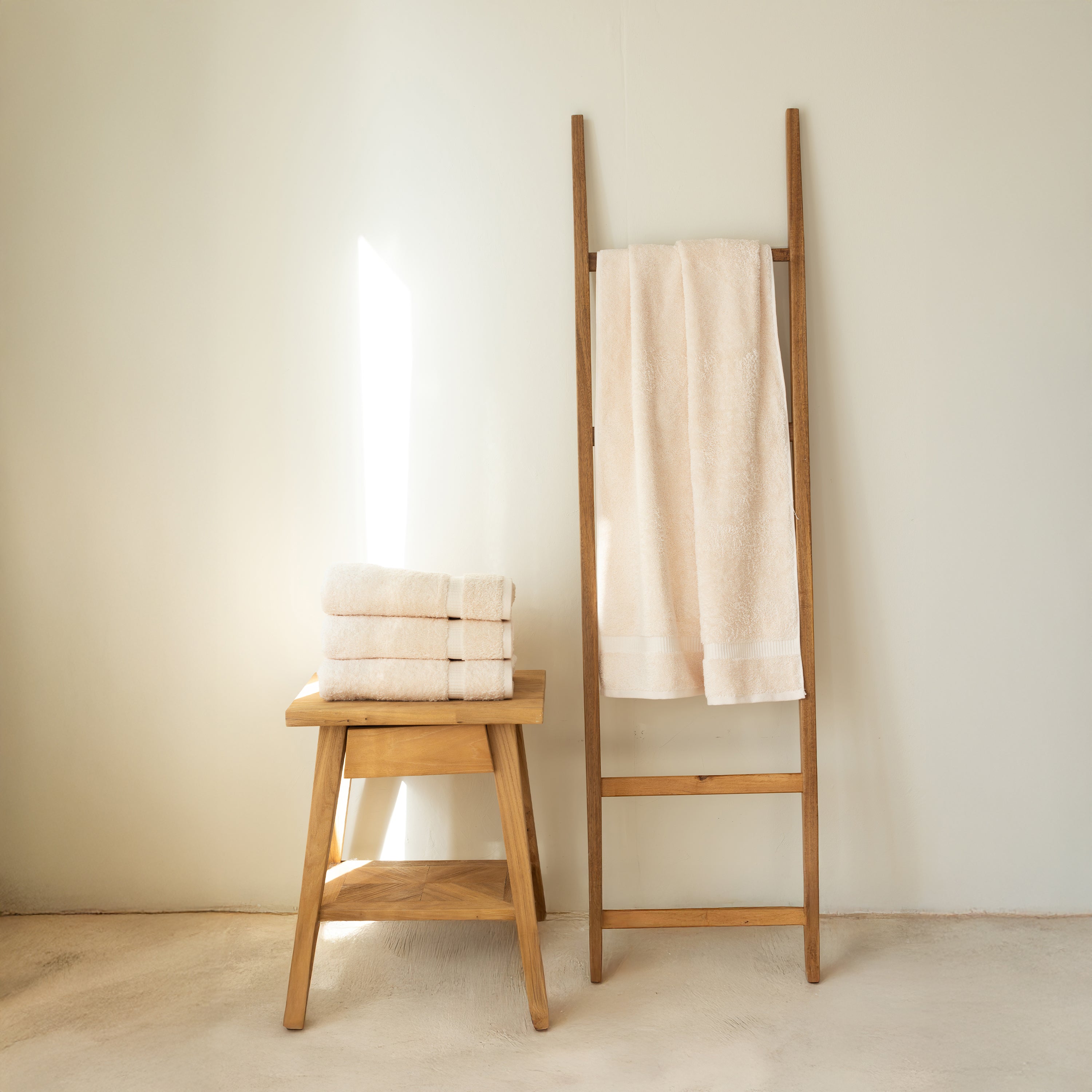 CAMBRIDGE 4 PC BATH TOWEL