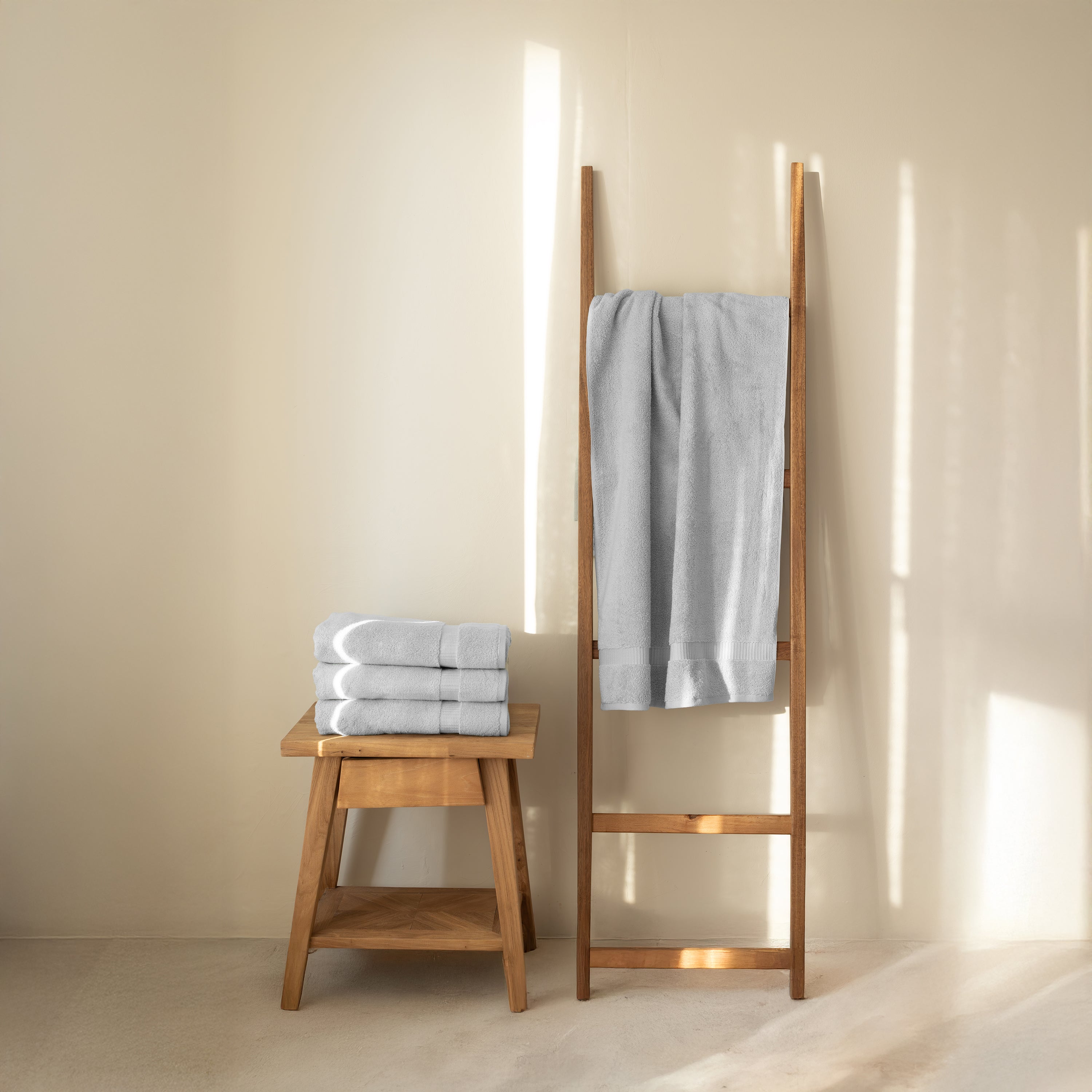 CAMBRIDGE 4 PC BATH TOWEL